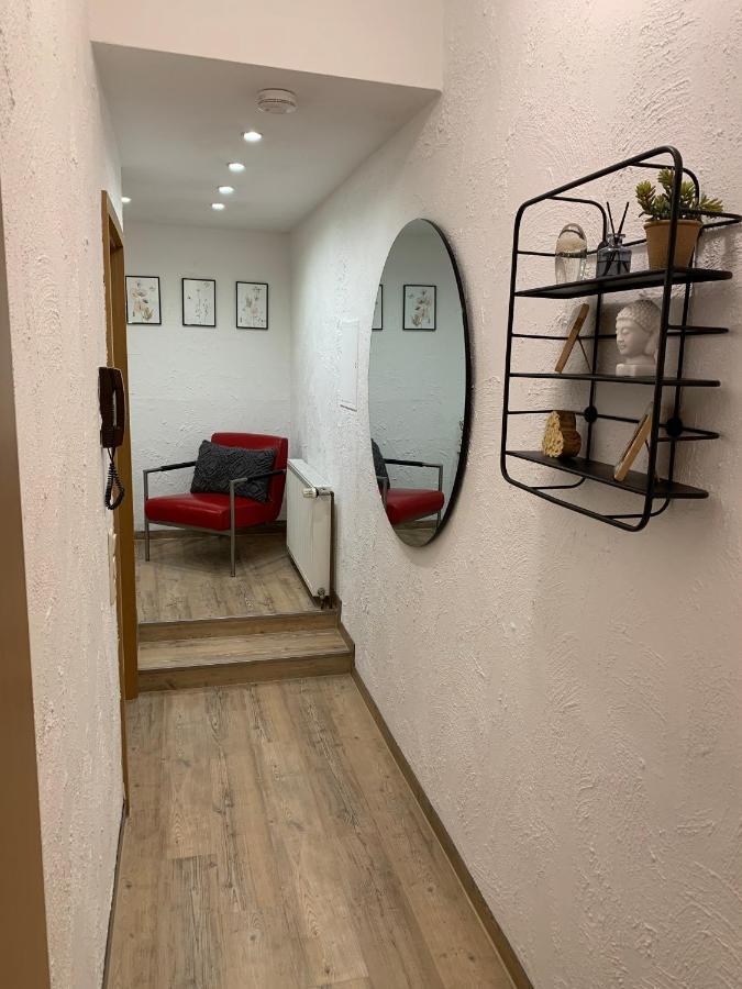 Ferienwohnung Janus Altstadt-Hameln Haus 1 inklusive Parkplatz mit und ohne Balkon Hamelin Exterior foto