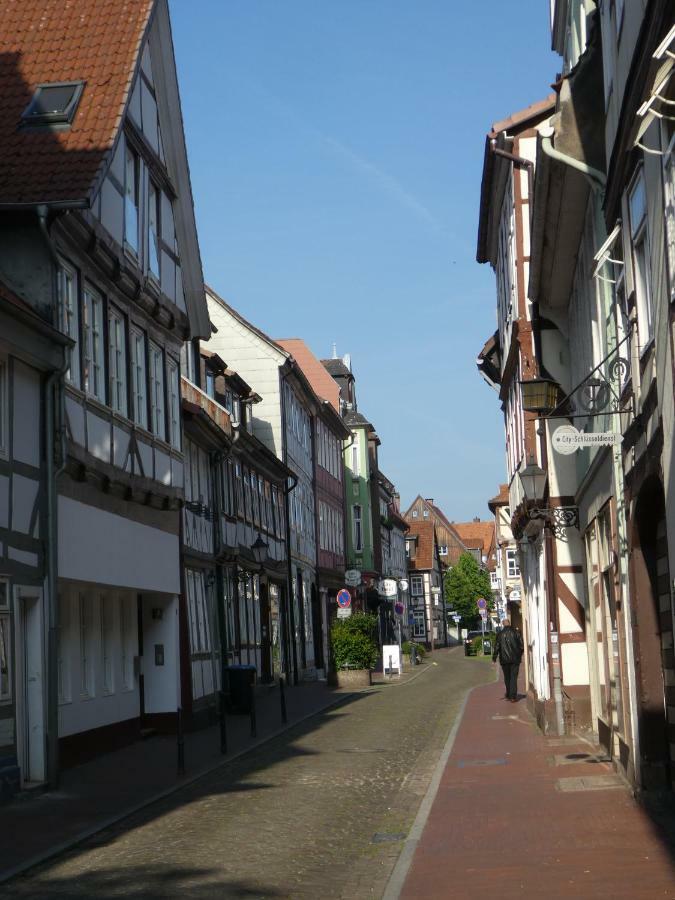 Ferienwohnung Janus Altstadt-Hameln Haus 1 inklusive Parkplatz mit und ohne Balkon Hamelin Exterior foto